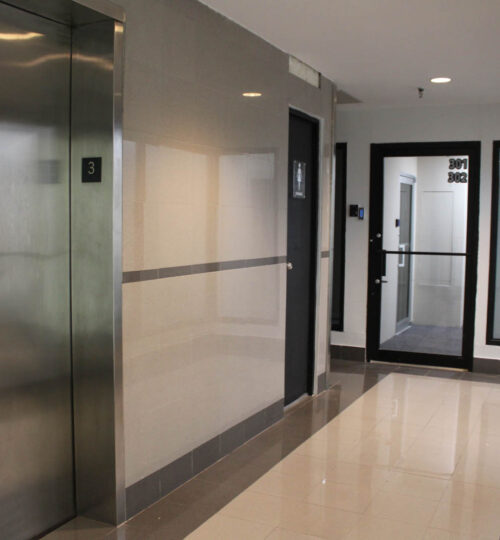 CONDADO TOWER – Piso 3 – Oficina 300