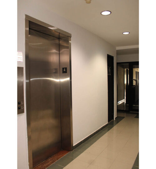 CONDADO TOWER – Piso 4 – Oficina 401